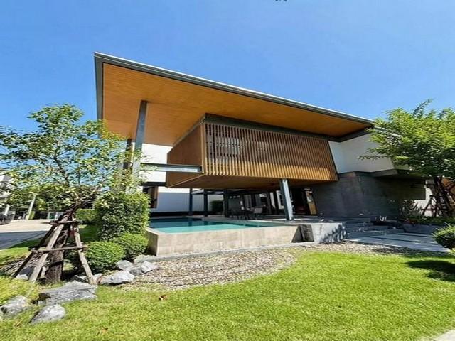 ให้เช่าทาวน์โฮม 3.5 ชั้น หลังมุม หมู่บ้าน ชิเซน ซอยพัฒนาการ 32 ใกล้ โรงเรียนนานาชาติ 15