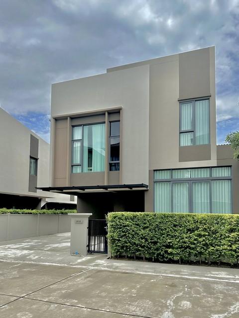 PP476 ขาย บ้านเดี่ยว บ้านกลางเมือง ดิ อิดิชั่น สุขุมวิท-อ่อนนุช ซอยอ่อนนุช 70/1 Baan Klang Mueng The Edition Sukhumvit-Onnut ตกแต่งสวย 1