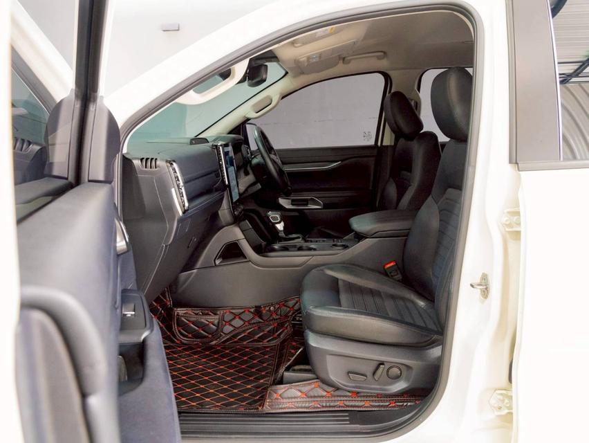 Ford Everest 2.0 Sport 2WD  ปีจด 2023 14