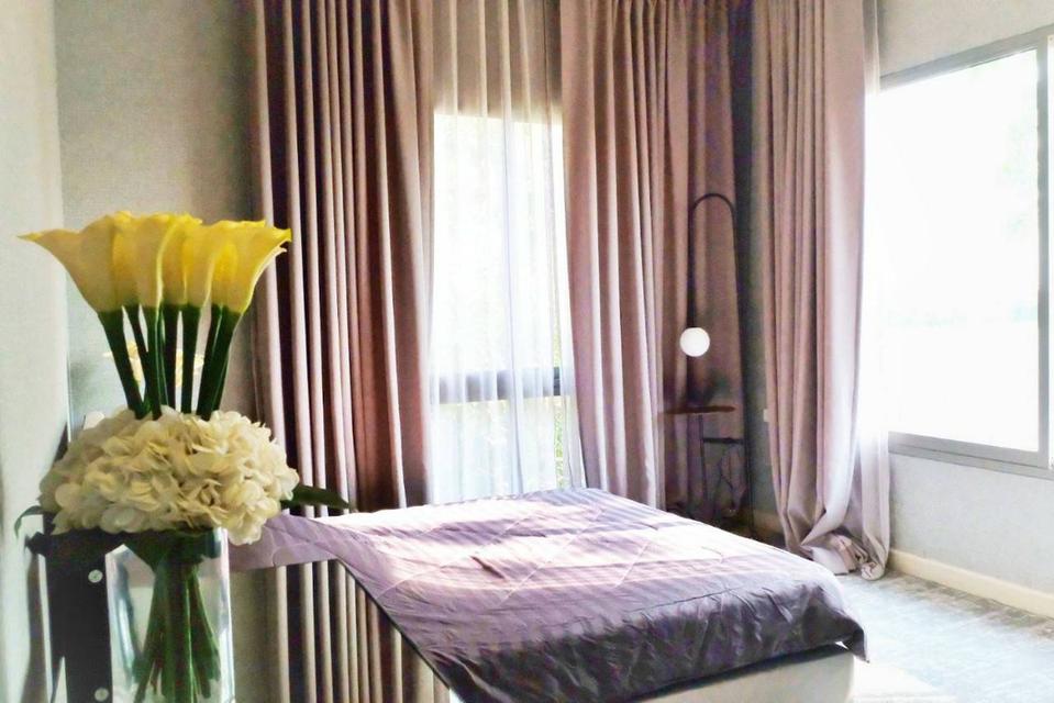 Executive Designer Home Near Bangkok — Elegant & Convenient 17