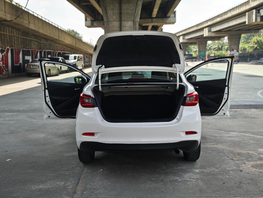 Mazda 2 1.5XD 4ประตู 9