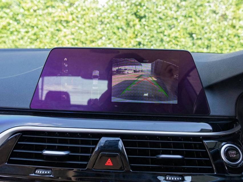 BMW 530e Elite ปีจด 2021 รูปที่ 18
