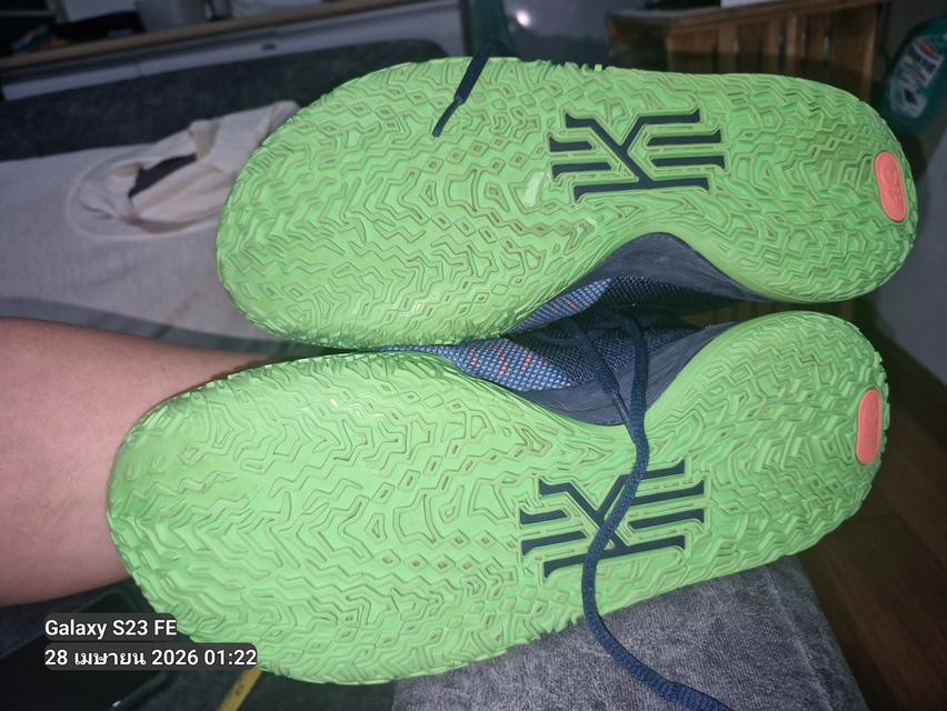 Nike Kyrie 7 midnight Navy size 43