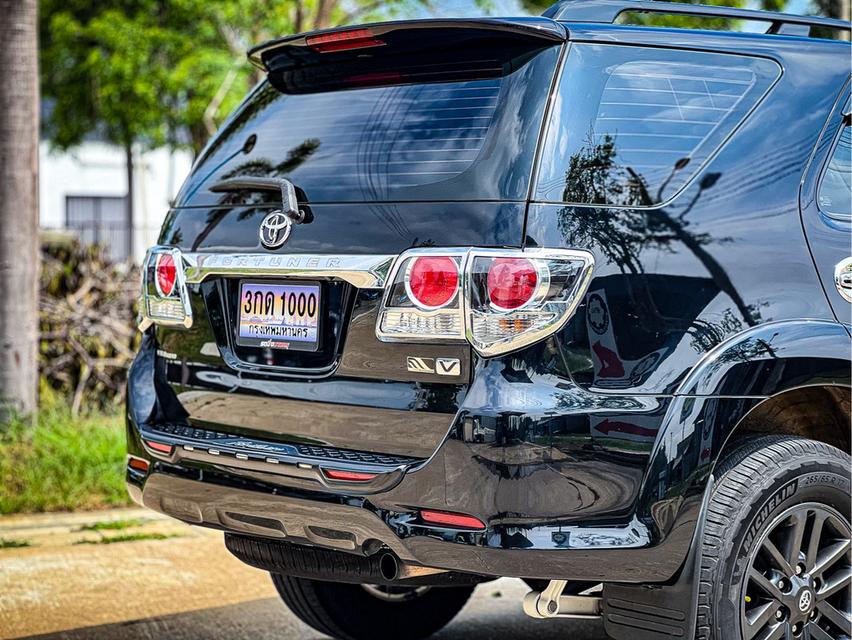 ขาย Toyota Fortuner 2.5V ปี15 16