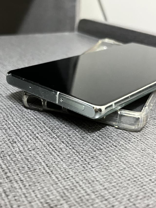 สินค้าSamsung Galaxy Note 20สี Mystic green 5G บอดี้ มีรอยเคสกัดตามภาพ ไม่มีผลกับการใช้งาน ปากกา ทัชสกรีน เขียนได้ปกติvฟังก์ชันอื่นๆใช้งานได้ปกติ 2