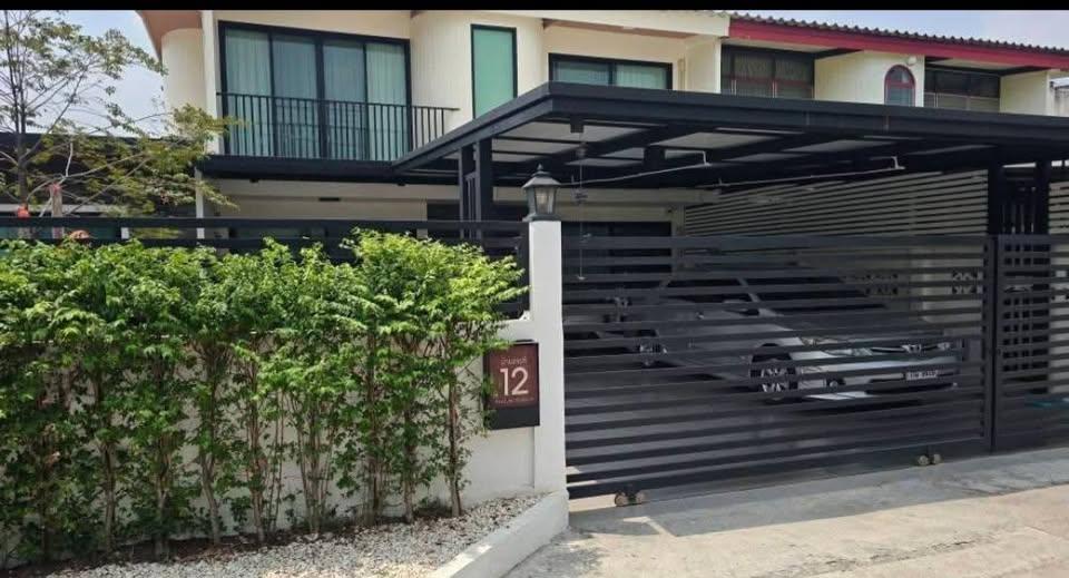 ขายบ้าน 2 ชั้น หมู่บ้านพฤกษชาติ รามคำแหง 118 แยก 79  11