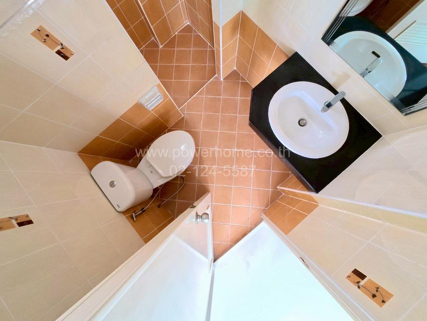 หมู่บ้านอู่ทองเพลส 6 ใกล้ตลาดเปียร์นนท์ ถนนลำลูกกา ต.คูคต อ.ลำลูกกา จ.ปทุมธานี 18