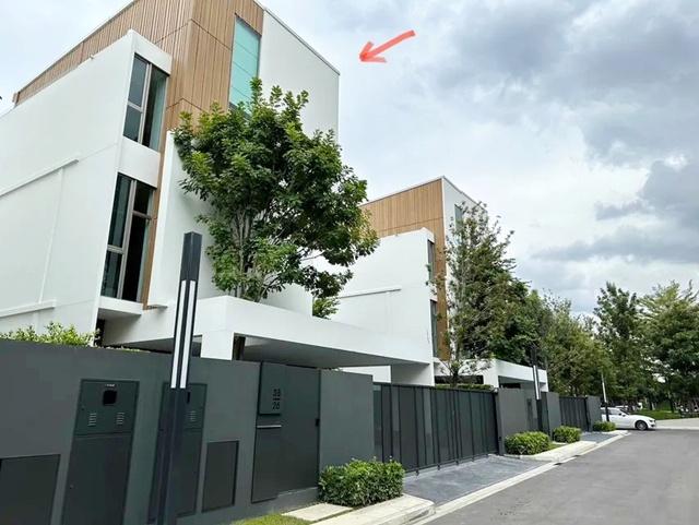 สนามกอล์ฟยูนิโก้ 700 ม. วิวสนามกอล์ฟ 3-4นอน ถ.กรุงเทพกรีฑา พระราม9 ARLบ้านทับช้าง 2.5 กม. บ้านสไตล์ญี่ปุ่นสุดหรู 3 ชั้น 1