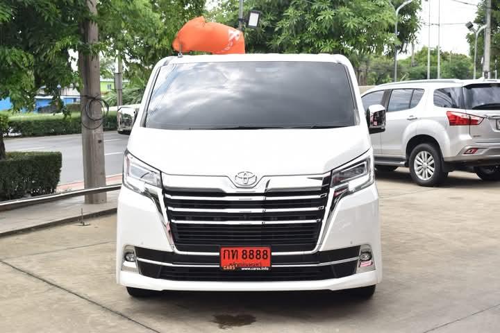 ขาย Toyota Majesty 4