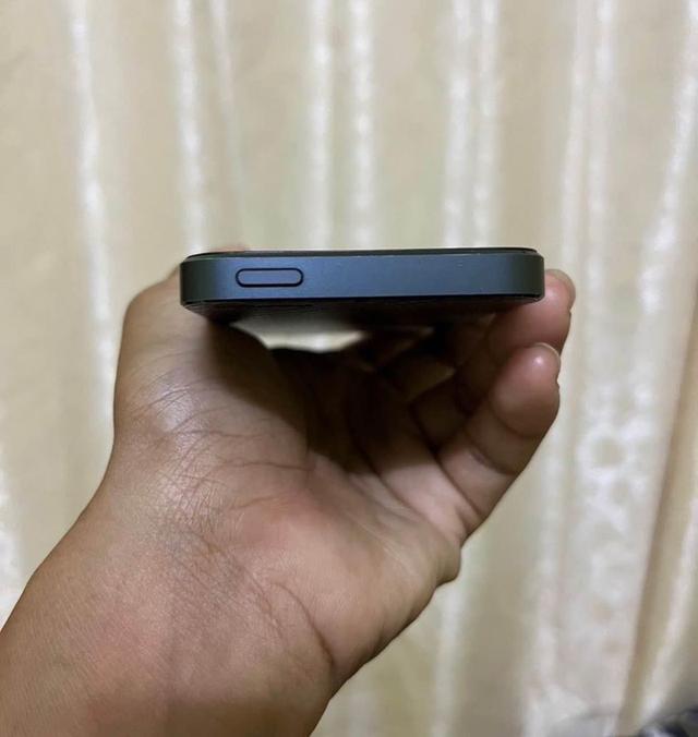 iPhone 5 สีดำ 16 GB 4