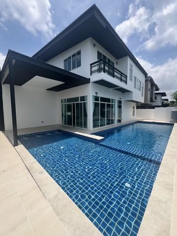 Pool Villa ขนาดใหญ่ ใกล้หาดจอมเทียน เหมาะทั้งอยู่อาศัยเอง หรือปล่อยเช่าสร้างรายได้ 4 ห้องนอน 4 ห้องน้ำ 1