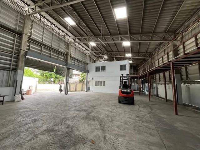 ให้เช่าโกดัง 320 ตร.ม. ออฟฟิศ 2 ชั้น แบบ Stand alone พักอาศัยได้ ใกล้ MRT แยกติวานนท์ 6