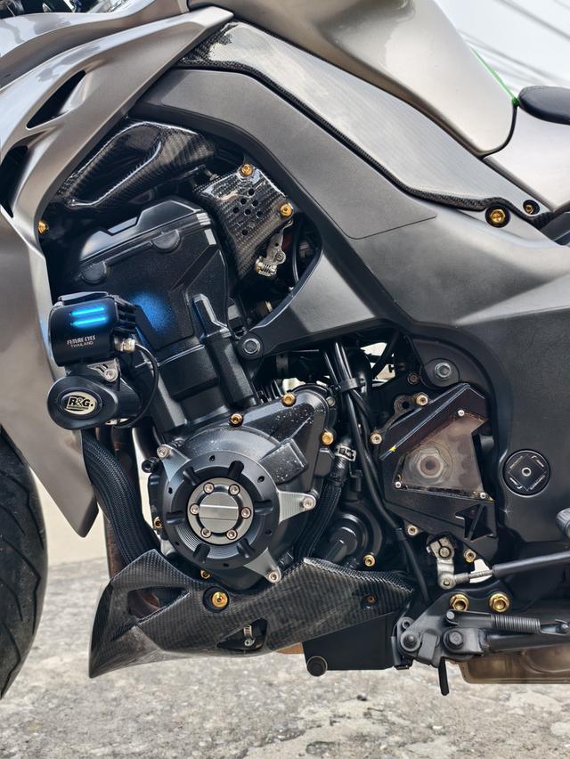 Kawasaki z1000 18