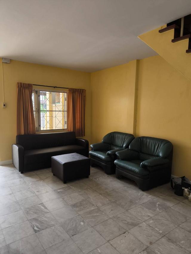 ขาย/เช่าทาวน์เฮ้าส์ 2 ชั้น หน้ากว้าง 5 เมตร ย่านรังสิต 5