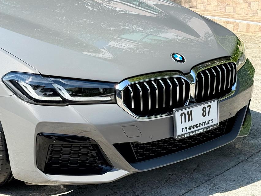 2022 BMW 520D MSPORT LCI รถมือเดียวออกป้ายแดง รถวิ่งน้อย ประวัติศูนย์ครบ ไม่เคยมีอุบัติเหตุครับ 6