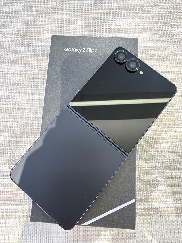 Samsung Flip7 5G รับเทิร์นเครื่องเก่าให้ราคาสูง ผ่อนได้ รูปที่ 5