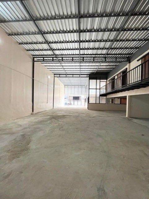 ให้เช่าอาคาร2ชั้น พร้อมสำนักงานพื้นที่ 470 ตร.ม. รัชดาภิเษกซอย 3 ใกล้เซ็นทรัลพระราม 9 สถานทูตจีน
