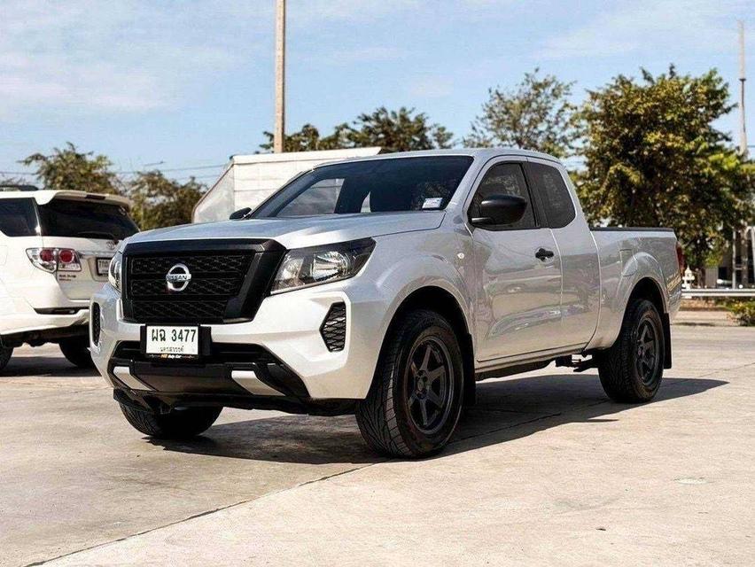 Nissan Navara 2.5 KING CAB SL Pickup ปี 2020 โฉม ล่าสุด เกียร์ธรรมดา ดีเซล รถบ้าน ใช้งานน้อย ไมล์เพียง 57,000 km. 