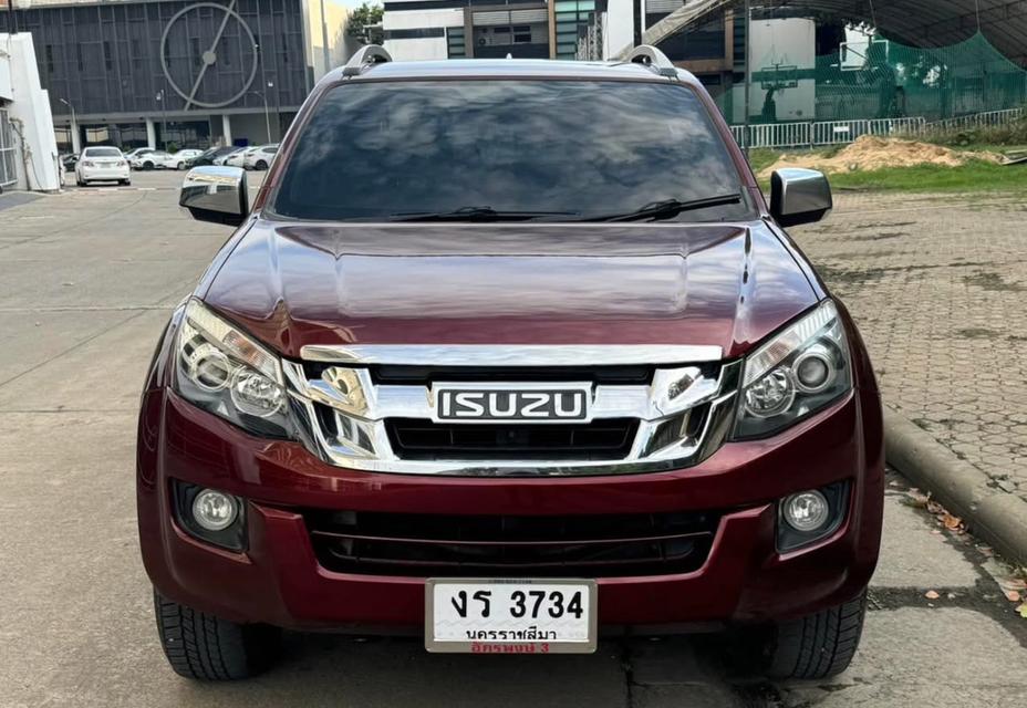 Isuzu D-Max ปี 2013 สีแดง