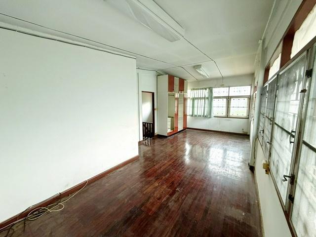 BTS เซนต์หลุยส์ 750 ม.6นอน รร.นานาชาติเซนต์แอนดรูส์ สาทร 2.0 กม.ให้เช่าบ้านเดียว 2 ชั้นแหล่งชุมชน เซ็นทรัล สีลม 1.4 กม.  5