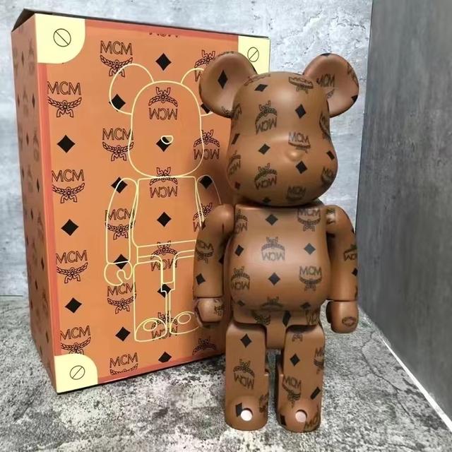 Bearbrick MCM มือสอง