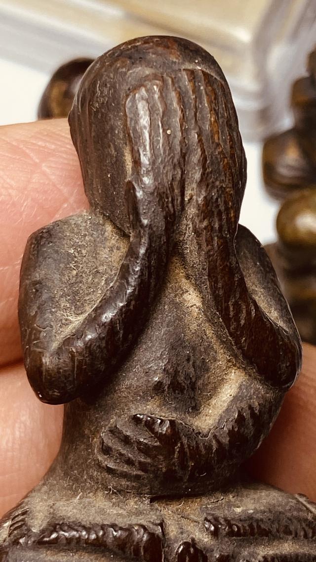 พระปิดตาไม้แกะ(พระบ้านเก่า) รูปที่ 4