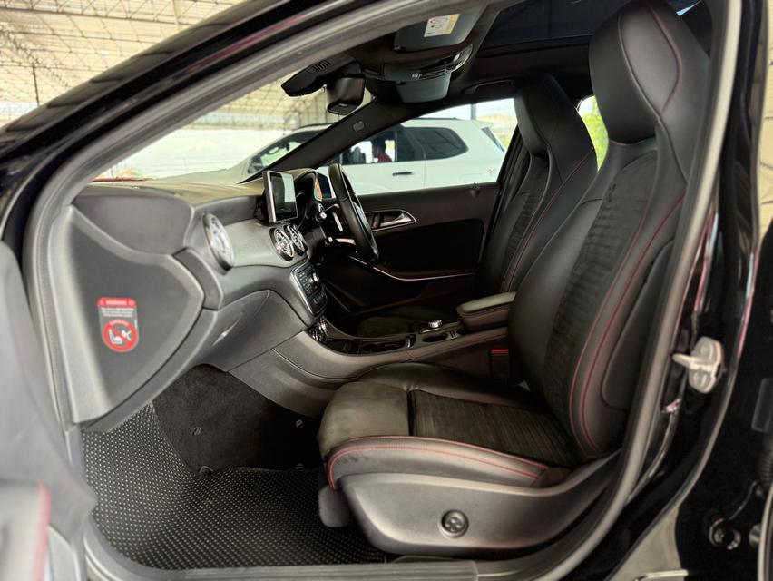 ขาย Benz Gla250Amg ปี16 14