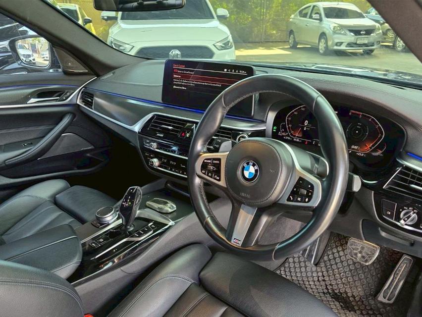 BMW 520d Msport ปี23 13