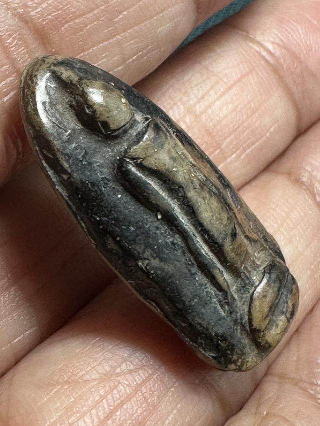 องค์ละ1850🙏พระกำแพงเปิดโลกยืนตอ เนื้อผ่านดำเขียว🙏พระกำแพงลีลาเม็ดขนุน รูปที่ 3