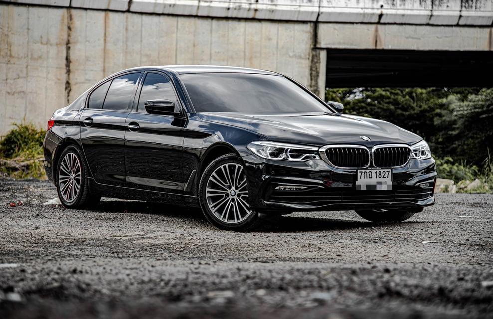 🔥จากรถใหม่ 3.4 ล้าน วันนี้เหลือ 799,000 บาท! ได้ BMW G30 ดีเซล 190 แรงม้า ทั้งหรู ทั้งแรง และประหยัดBMW 520d Sport 2.0 G30 AT 2018 ราคา 799,000 บาท รูปที่ 4