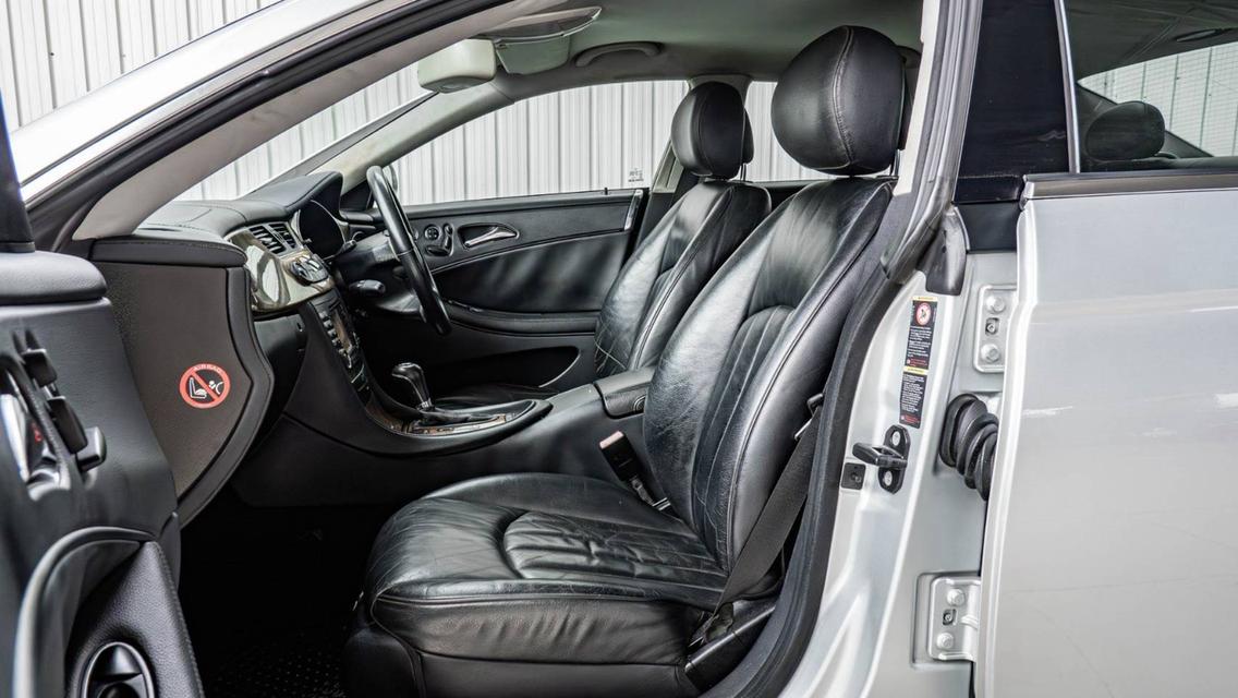 รถสวย BENZ CLS 500 AMG ปี 2010 รูปที่ 8