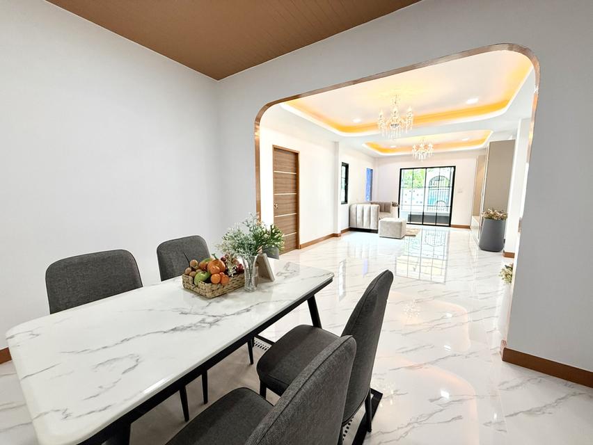 ณัฐวรรณ สังฆสันติสุข 9