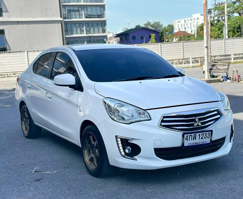 MITSUBISHI ATTRAGE 1.2GLX (MNC) เกียร์ธรรมดา สีขาว ปี 2017 9