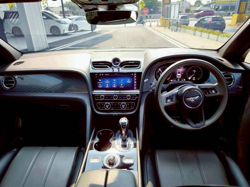 รหัสรถ KPV4168 2022 Bentley Bentayga Hybrid สีดำ 8