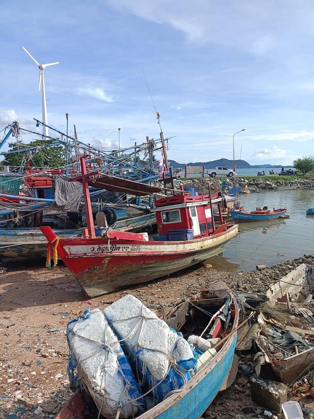 ขายด่วนเรือประมงพื้นบ้าน ราคาดีมาก