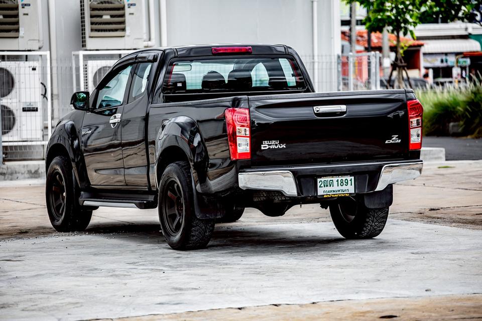 ISUZU D-MAX Hi-lander Cab 1.9 Ddi L ปี 2018 สีดำ มือเดียวป้ายแดง 8