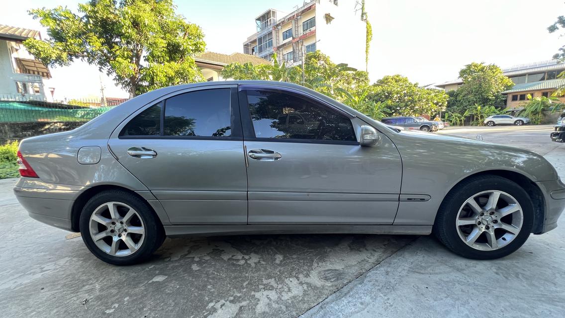 Mercedes-Benz C180 Kompressor ปี 2005 รูปที่ 4