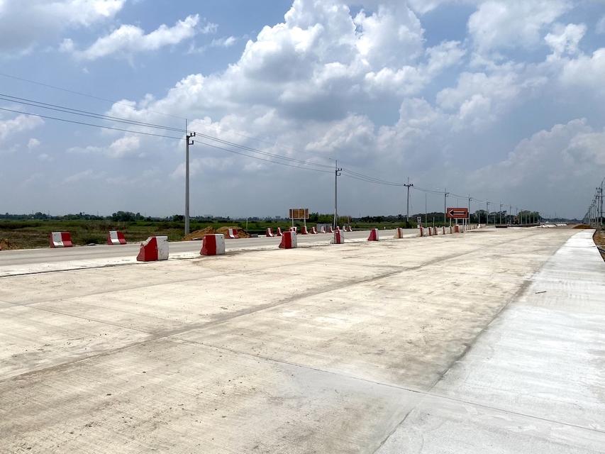 ขายที่ดิน 8 ไร่ ติดถนนเลียบคลองสี่ขวา โรจนะ สายเอเชีย  ใกล้มอเตอร์เวย์บางปะอิน  098 7755 808 2