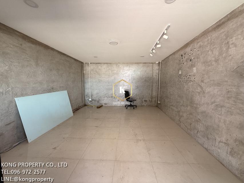 ให้เช่า พื้นที่ โกดัง พัฒนาชนบท 3 ลาดกระบัง กรุงเทพ 590 ตรม 9