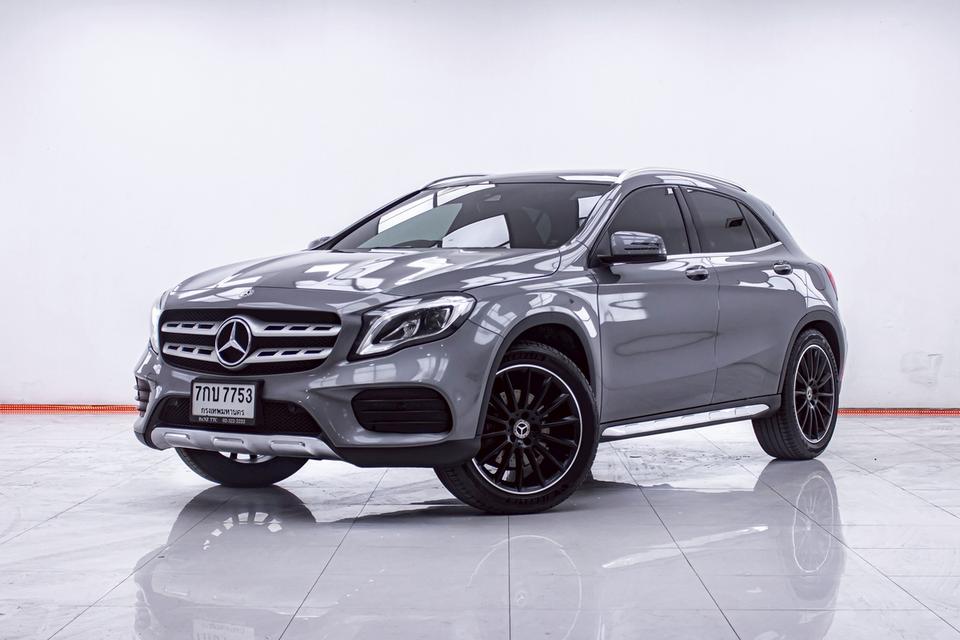 MERCEDES-BENZ GLA250 2.0 AMG W156 2018GLA AMG ทรงสปอร์ต ขับดี หรู ราคาจับต้องได้