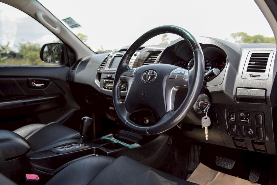 รหัสรถ CBL8671 TOYOTA FORTUNER 2.5 V AT 2014 9