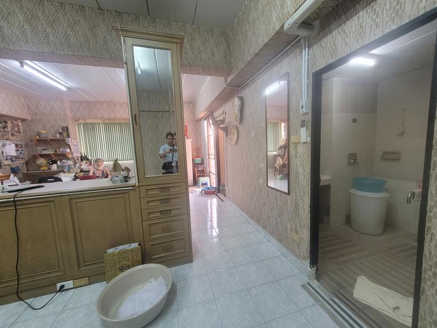 ห้องสวย 59 ตรม. เข้าออกหลายทางใกล้รถไฟฟ้า 4