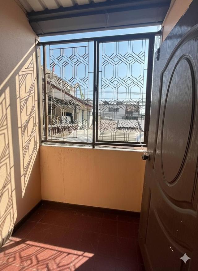 บ้าน ทาวน์เฮ้าส์ มือสอง 8