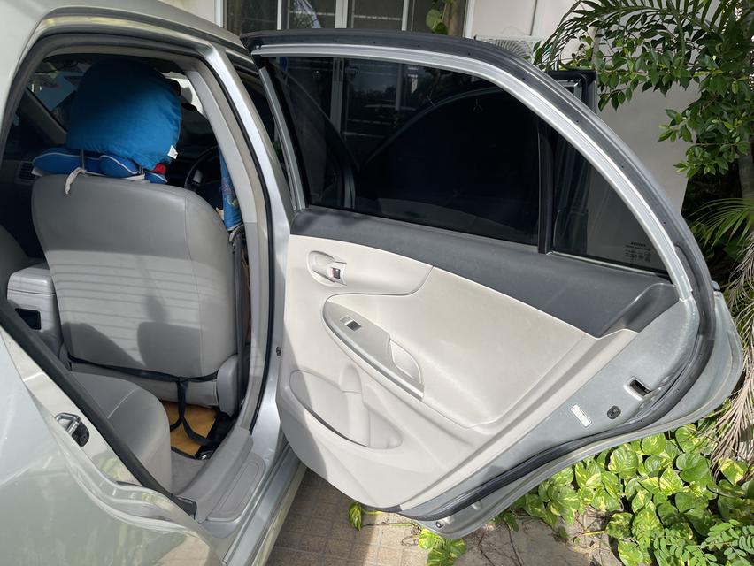 รถ Toyota Altis ปี 2011 ติดแกส NGV จากบริษัท เกียร?กระปุก รถใช้มือเดียว คนใช้เป็นครูผู้หญิง รูปที่ 5