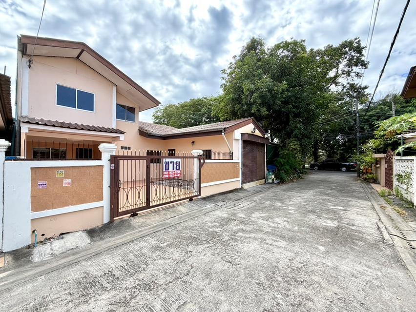 🚩บ้านปัฐวิกรณ์ 2 ชั้น รีโนเวทแล้ว 49 ตร.ว. ทำเลดี ซ.นวมินทร์ 74 บางกะปิ กรุงเทพฯ 3