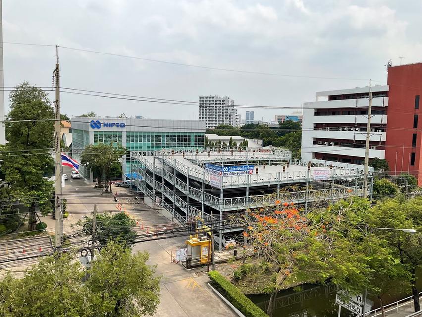 ให้เช่าสำนักงานในอาคารจุฑามาศพร้อมที่จอดรถบนทำเลทองบนถนนวิภาวดีรังสิต ใกล้ทางด่วนดอนเมือง หลักสี่ และสนามบินดอนเมือง เดินทางสะดวก 3