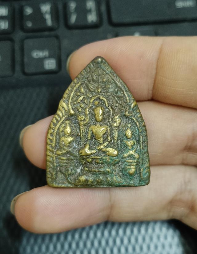พระกรุลพบุรี เนื้อสัมฤทธิ์ เก่า สวยมาก หายาก น่าบูชา
