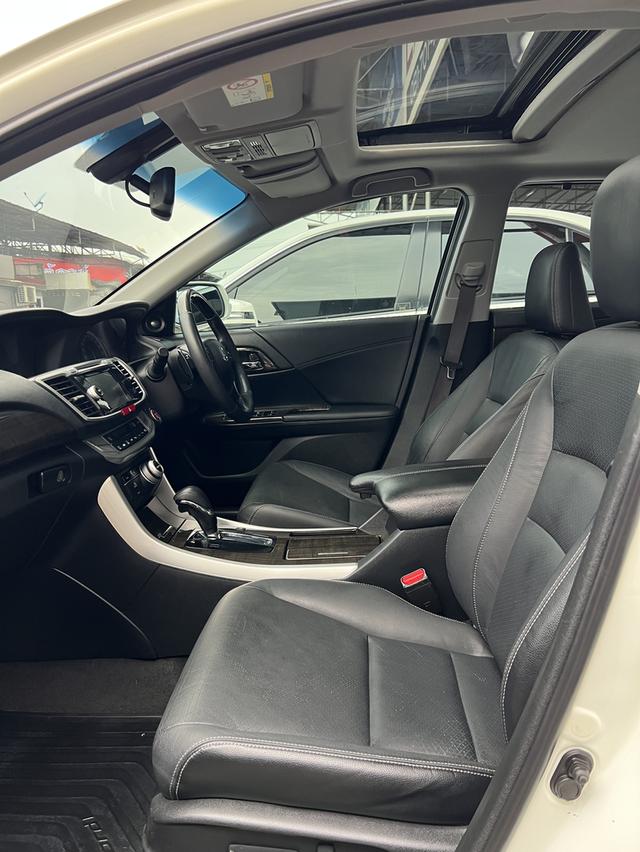HONDA ACCORD 2.4 TECH SUNROOF 2014 10