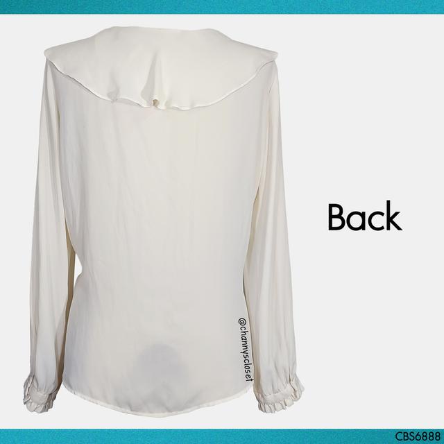 USED Zara - Sheer Cream Ruffle Top | เสื้อแขนยาวสีครีม เสื้อซีทรู คอวี ระบาย ทรงใหญ่ ทำงาน สีพื้น สายฝอ แท้ มือสอง 3