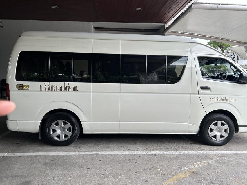รถตู้ TOYOTA COMMUTER D4D